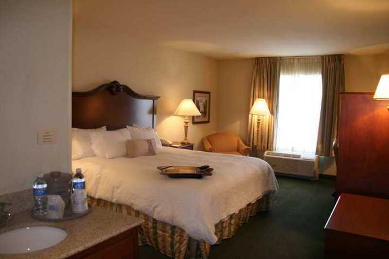 Hampton By Hilton Hotel 3*