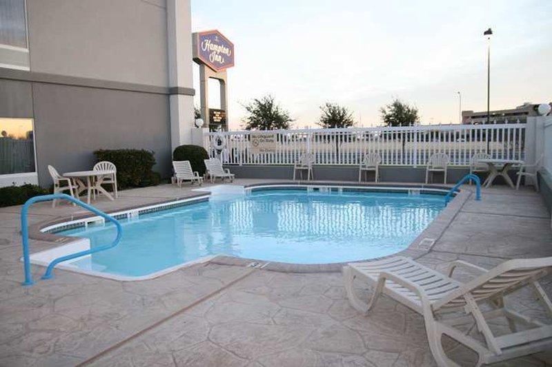 Hampton By Hilton Hotel